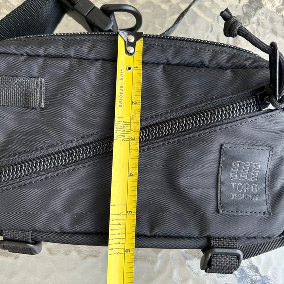 New! TOPO DESIGNS Black on Black Hip Waist Pack - Picture 10 of 11